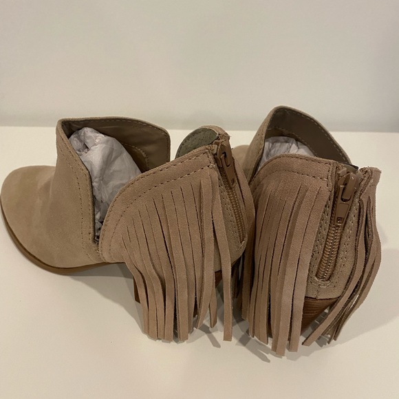 Carlos by Carlos Santana Cleo Sand Colour Size 8 new with Box - Picture 3 of 9